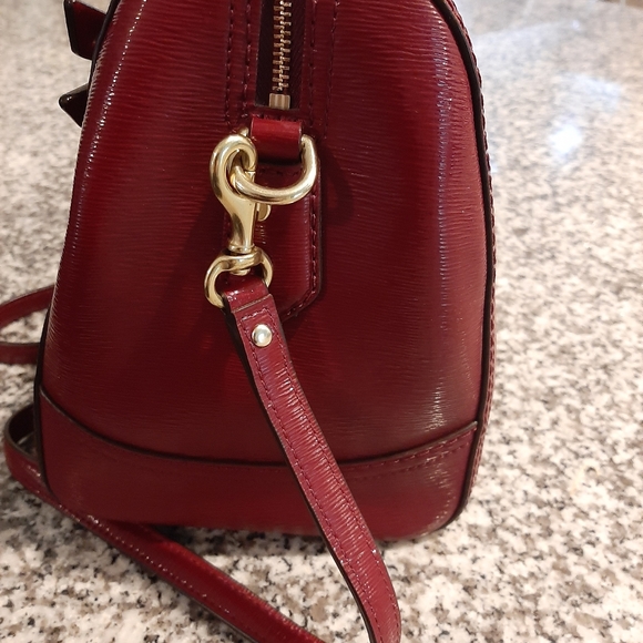 Red Patent Coach Satchel - Picture 3 of 6